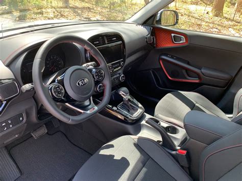 2025 Kia Soul: 136 Interior Photos | U.S. News