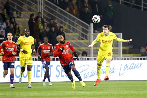 L Ol Perd Deux Points Pr Cieux Sur Le Terrain Du Fc Nantes Ferveur