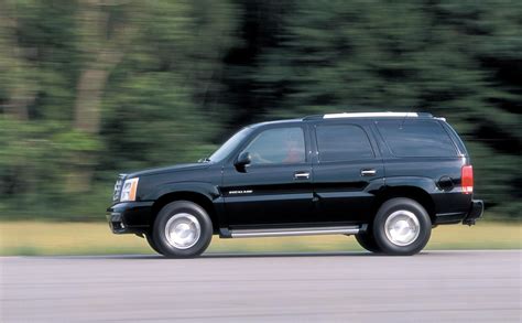 2005 Cadillac Escalade Fuel Type