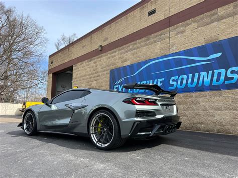 Chevrolet Corvette C8 Z06 Grey Signature SV310S Wheel Front