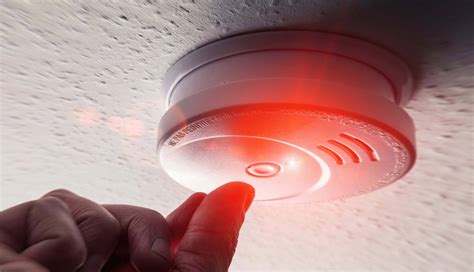 Deta Smoke Alarm Red Light And Beeping Shelly Lighting