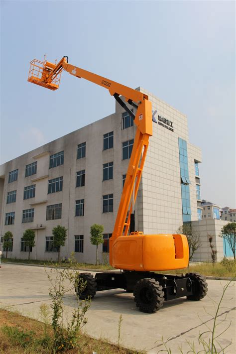 Aerial Construction Work Equipment Self Propelled Towable Articulated