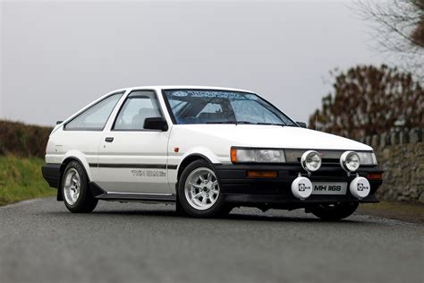 hd toyota corolla ae