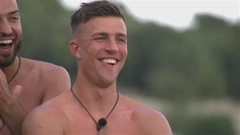 Love Island Hunk Mitchel Taylor Looks Unrecognisable In Dramatic