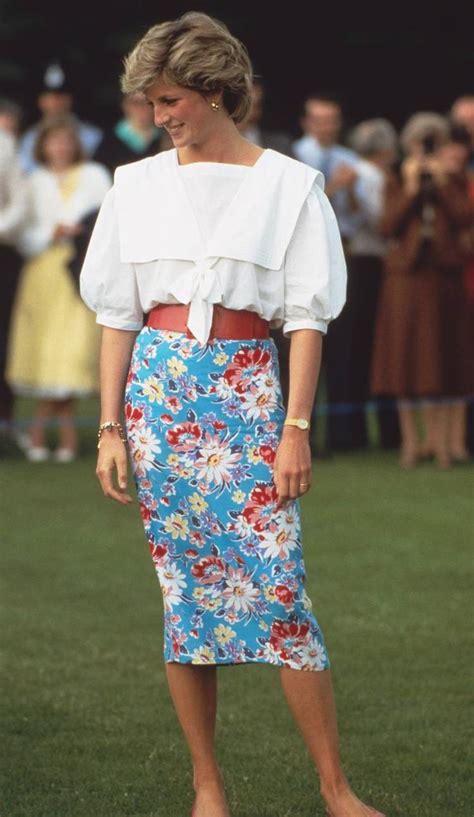 Princess Diana S Style Her Most Iconic Looks Who What Wear Uk