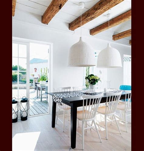 White Painted Wood Ceiling with Exposed Beams – DECORATHING