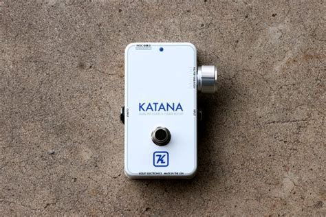 Katana Clean Boost Throwback White Edition Keeley Electronics Guitar