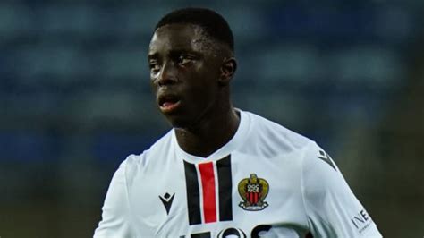 Portrait Qui Est Antoine Mendy La Nouvelle P Pite De L Ogc Nice