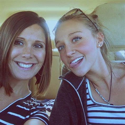 Aaaaand She S Really A MILF Scrolller