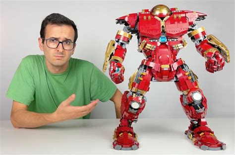 LEGO Hulkbuster Review - Brickhubs