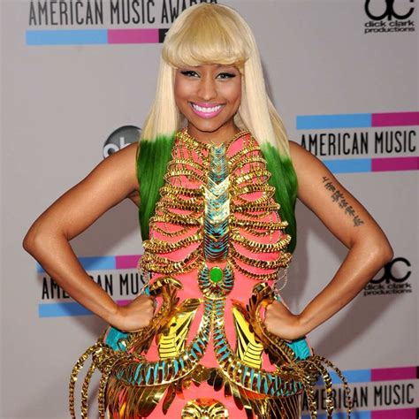 44 Iconic Photos Of Nicki Minaj Looks — Nicki Minaj Best Outfits ...