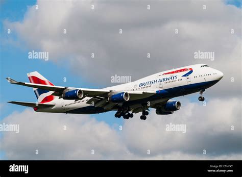 side view of a British Airways Boeing 747 plane on approach to land ...