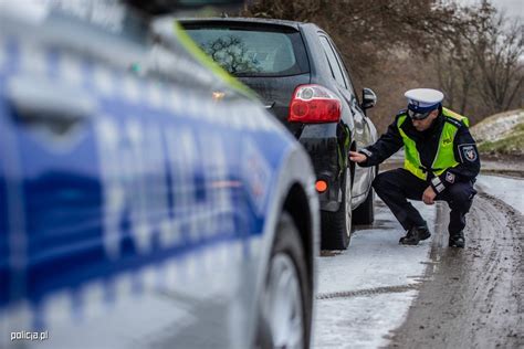 Policjanci rozpoczynają akcję Bezpieczne Ferie 2024