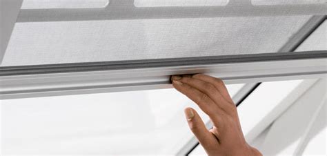 Москитная сетка VELUX для мансардного окна купить в Калининграде
