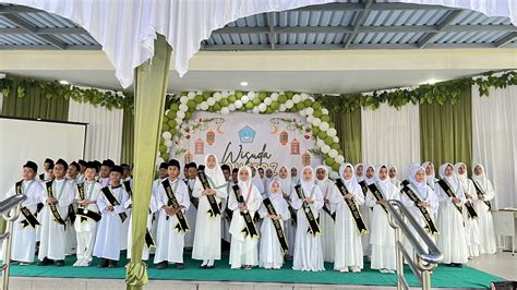 Wisuda Tahfidz 2024