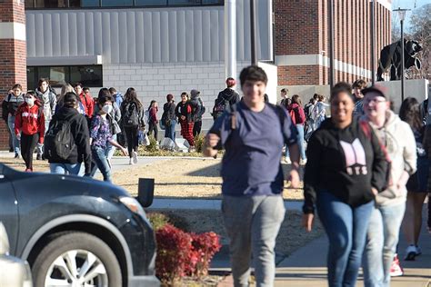 Fort Smith School Board Enacts 30 Day Mask Mandate The Arkansas