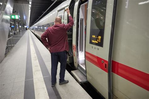 Wegen Streiks Mehr Busse Fahren Aus Der Schweiz Nach Deutschland Nau Ch