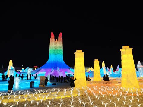 Seeing Harbin Ice Festival (and how to get there by subway) — Pickle ...