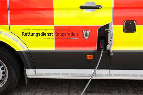 Vollelektrischer Rettungswagen Auf Helgoland Im Einsatz RKISH