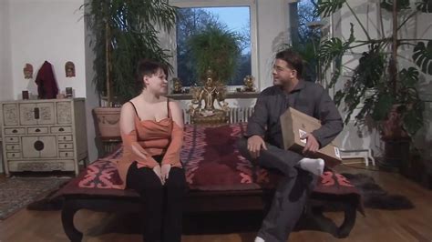 Une Bbw Se Fait Baiser Et Jaculer Sur Son Lit Xhamster