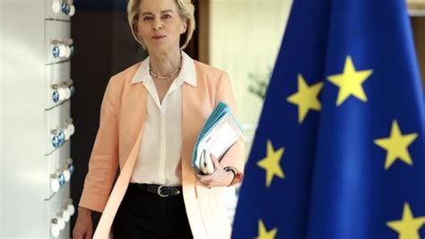 Ursula von der Leyen é reeleita presidente da Comissão Europeia