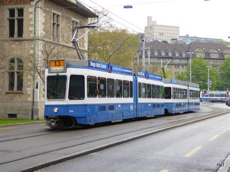 Vbz Tram Be Mit Beiwagen Unterwegs Auf Der Linie In