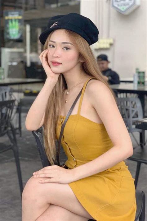 Top Pinay Biancake Hot And Sexy Beautiful Booty Asian Game Streamer