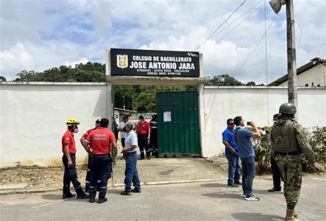 Intoxicación masiva en un colegio del cantón Santa Rosa