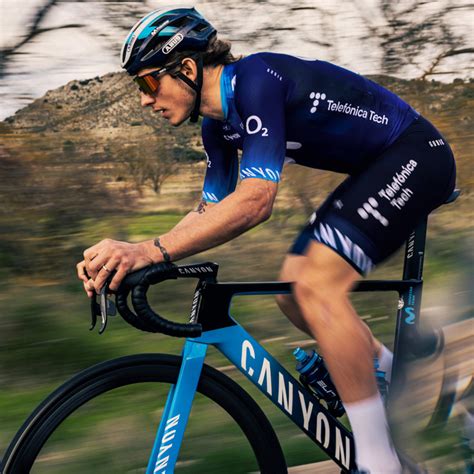 Movistar Team Gobik Equipacion Topbici