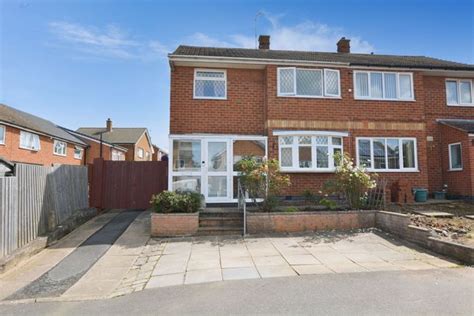 Halcroft Rise Wigston Leicester Le18 3 Bedroom Semi Detached House