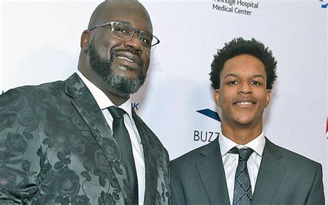 Shaquille O Neal S Son Shareef O Neal Signs 6 Figure Contract With G League