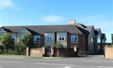 Inspectors rap care home staff over false nails - Downend Voice