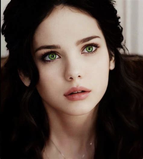 Pin By Robby Mcmahan On Tessa Lily Hp Fanfic Black Hair Green Eyes Girl With Green Eyes