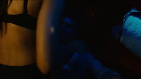 Naked Meagan Tandy In Piranha Dd