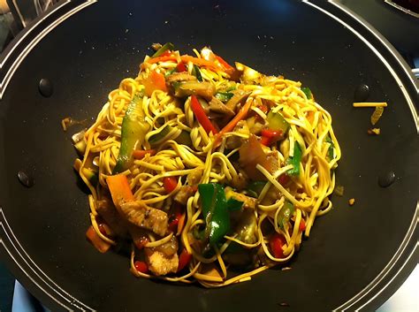 Recette De Wok Poulet L Gumes Nouilles