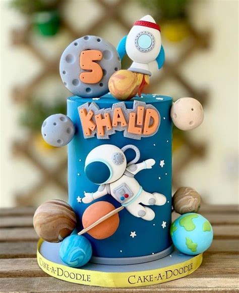 15 Amazing Space Themed Birthday Cake Ideas Out Of This World Artofit