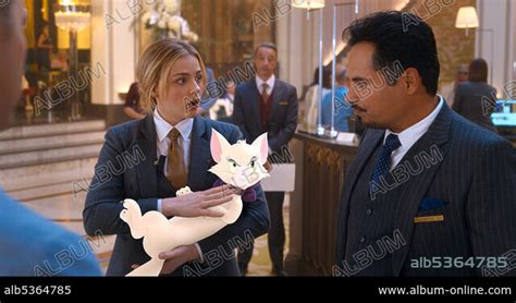 CHLOE GRACE MORETZ and MICHAEL PEÑA in TOM AND JERRY 2021 directed by