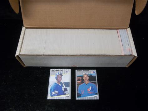 Lot Detail 1989 Fleer Bsbl 1 Complete Set Of 660 Cards In Factory