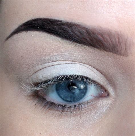 Halo Eye Tutorial With Naked Eye Tutorial Smoky Eye Tutorial