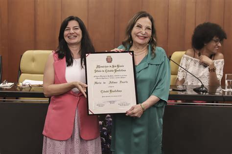 Sess O Solene Para A Entrega De T Tulo De Cidad Paulistana Sra