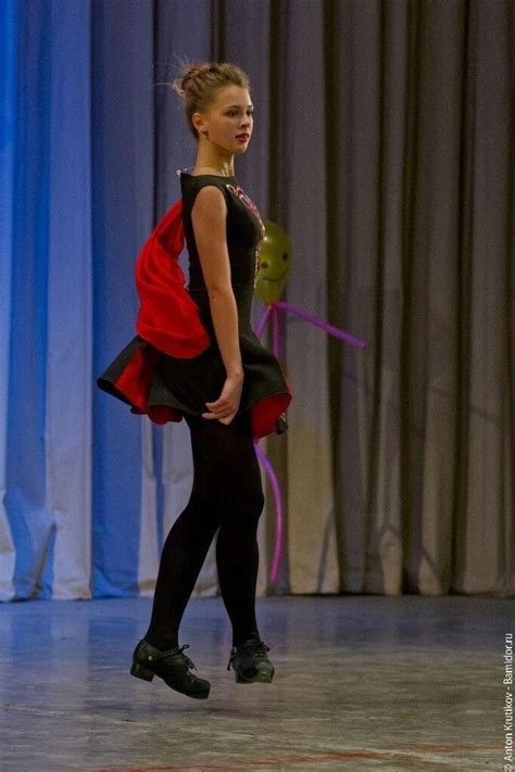 Riverdance, Lord Of The Dance, Irish Dance, Dance Dresses, Dance Costumes, Ballet, Lady, Pretty ...