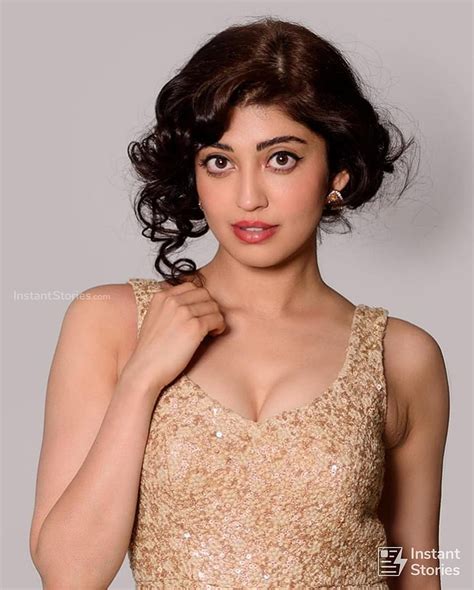 Pranitha Subhash Latest Hot Pranitha Subhash Iphone HD Phone