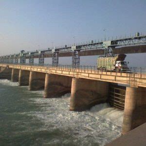 CHASHMA BARRAGE MIANWALI: POWER GENERATOR - Tripako