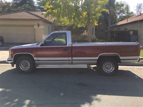 1989 Chevrolet 2500 Pickup Long Bed Truck Super Low Miles Maroon And Gray Chevy Classic