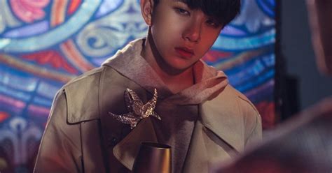 Hot boy Tùng Maru trở thành thành viên mới của nhóm nhạc Uni5