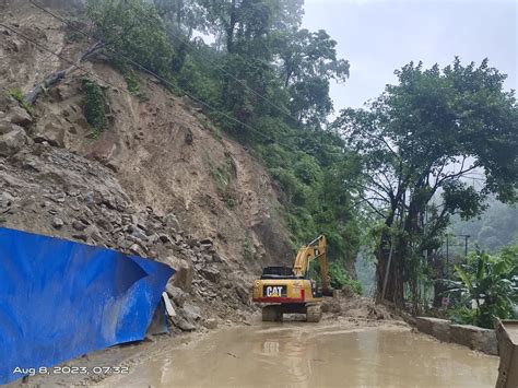 निर्माणाधीन सिद्धबाबा सुरुङमार्गमाथि पहिरो खसेपछि सिद्धार्थ रागमार्ग