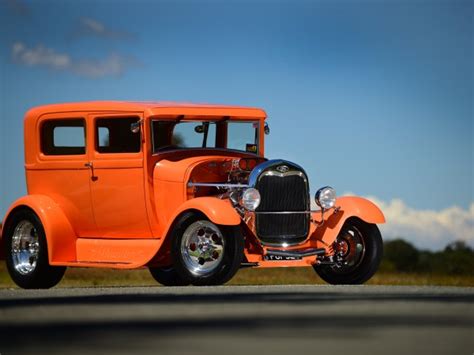 1928 Ford Tudor LloydNBrendaJohnston Shannons Club