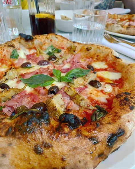 La Pizza Impastata Con L Acqua Di Mare Della Puglia Non Sprecare