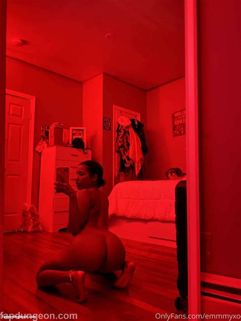 Emmmyxo Nude OnlyFans Leaks Fappening Page 2 FappeningBook