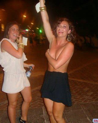 Amateur Girls Shocked At Being Caught Nude Porn Pictures Xxx Photos Sex Images Pictoa